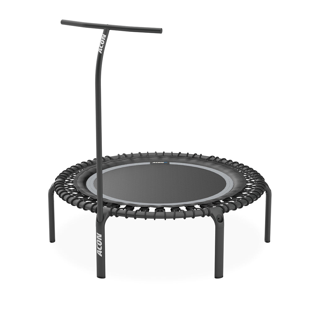 Schwarzer Lenker für ACON FIT-Trampolin an rundem FIT-Trampolin befestigt