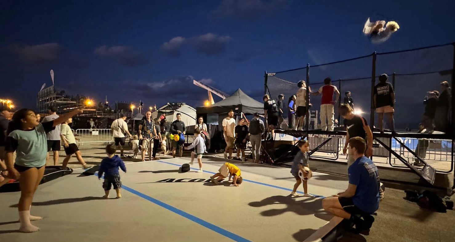 Acon Action Zone mit Acon X 17ft Trampolin, Airtrack und Trampolinzelt.