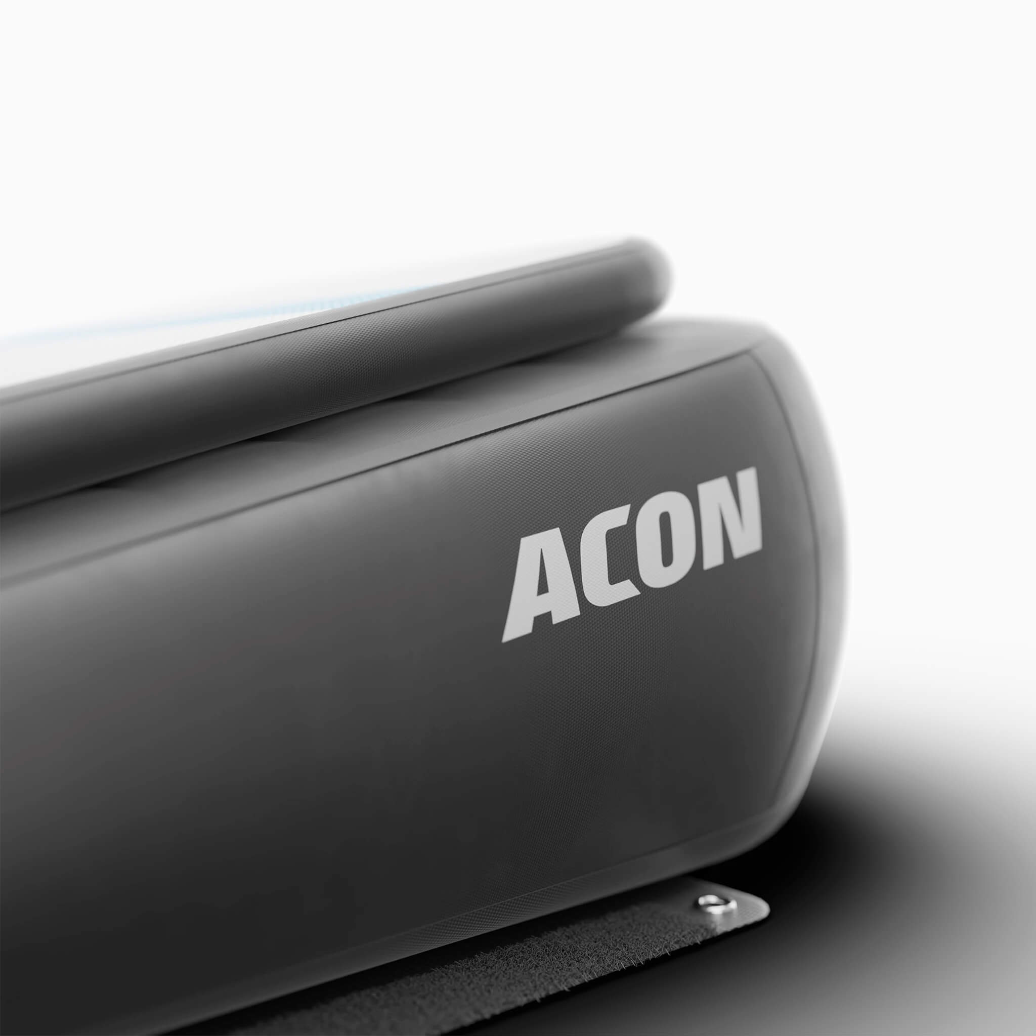 Detailansicht des ACON Logos auf dem Basis-Keil.