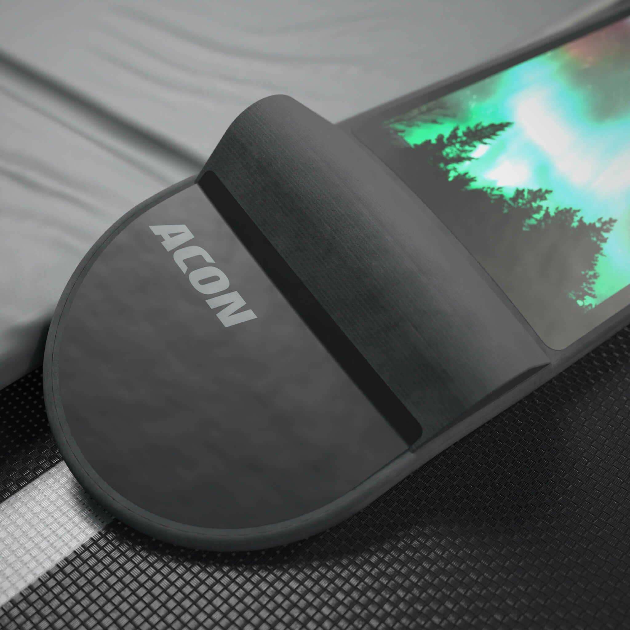 Oberseite des ACON Aurora Trampolin-Skateboards.